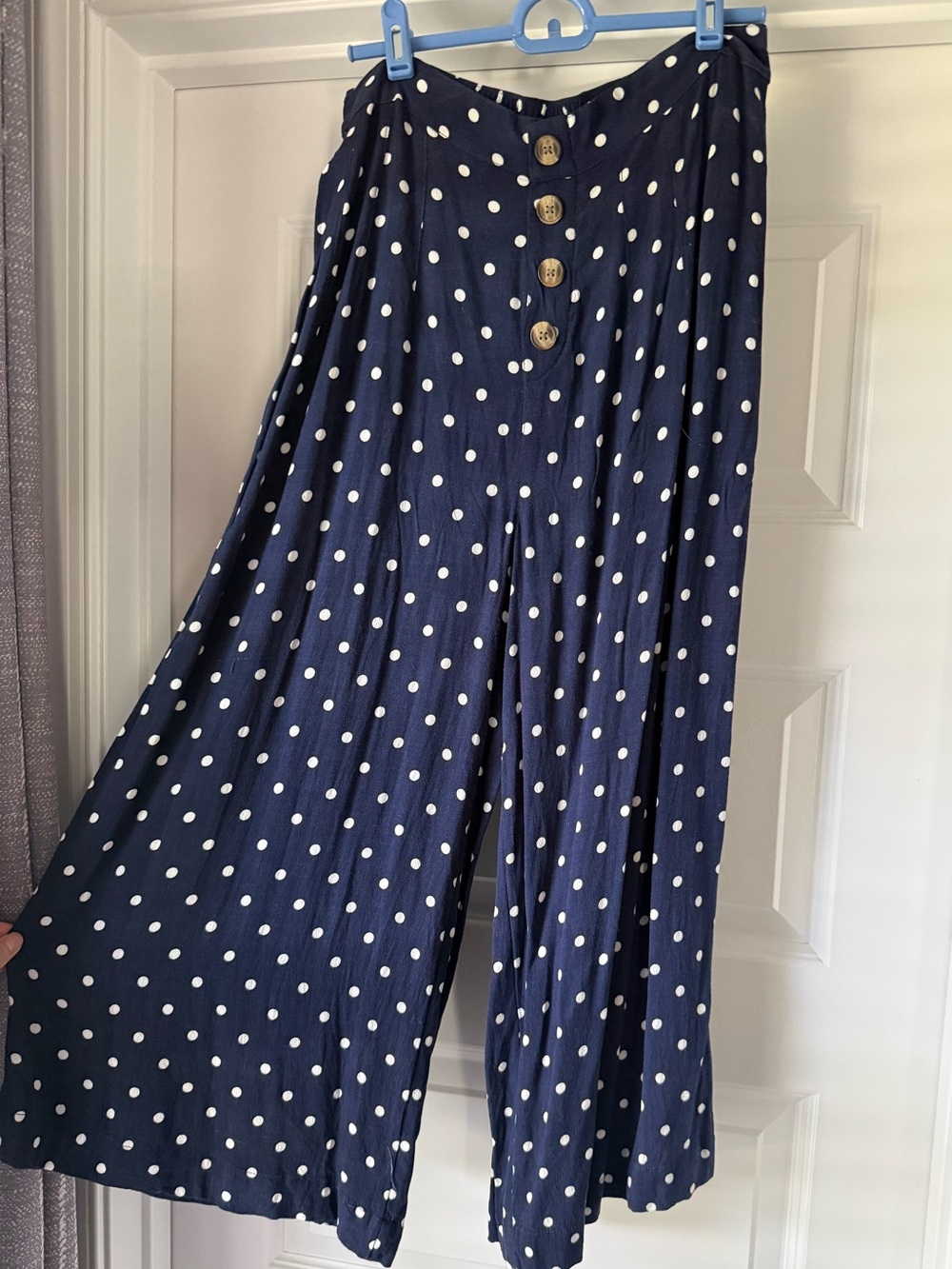 American Eagle Navy Blue White Polka Dot
Flowy Wide Leg Pants - M
